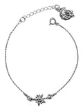 Srebrna bransoletka z kwiatkiem i żabą na księżycu